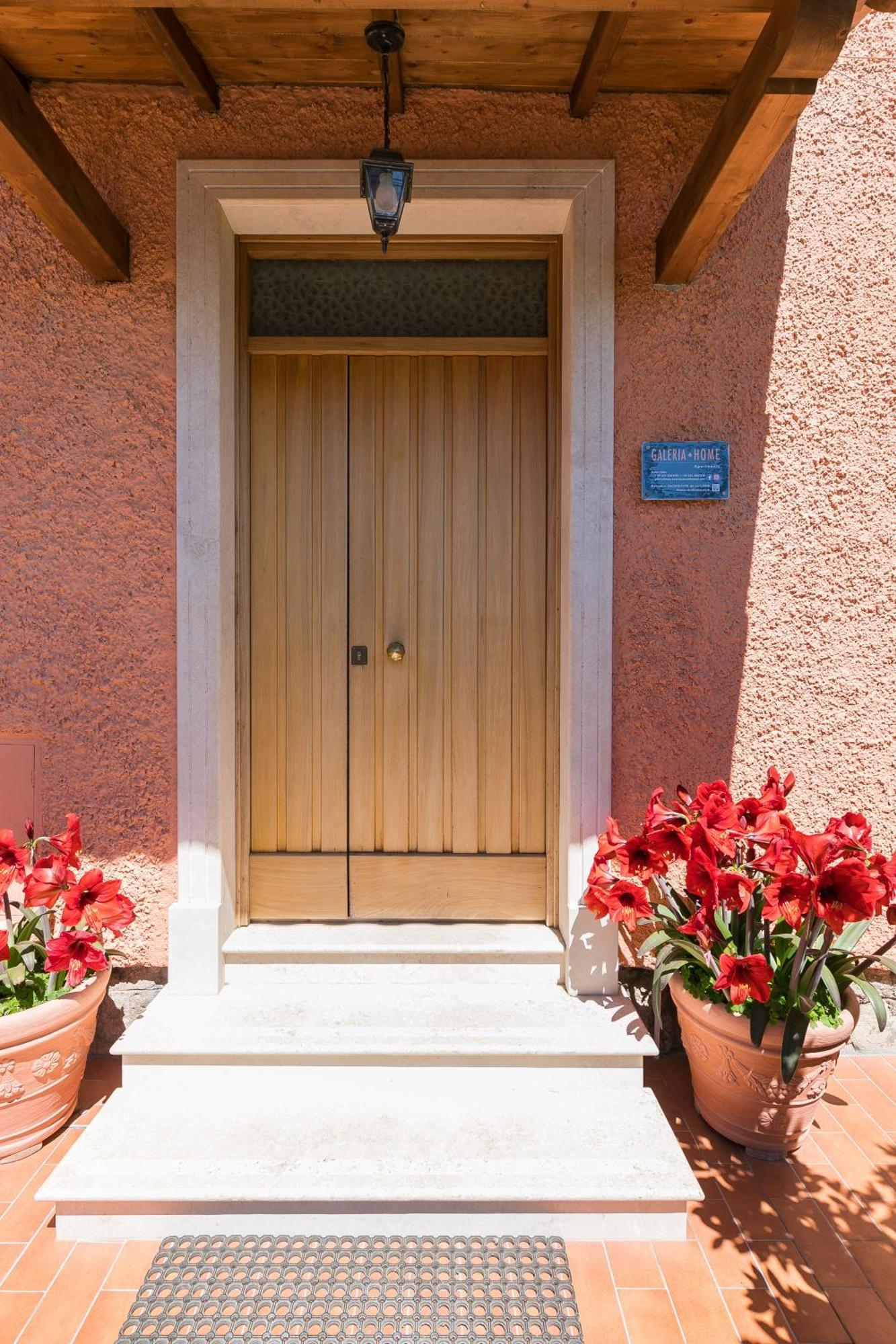 Galeria Home Apartments Anguillara Sabazia Zewnętrze zdjęcie